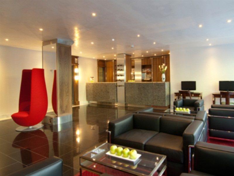 Living Hotel Duesseldorf Luaran gambar